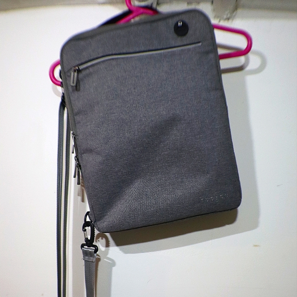 Laptop Messenger Bag